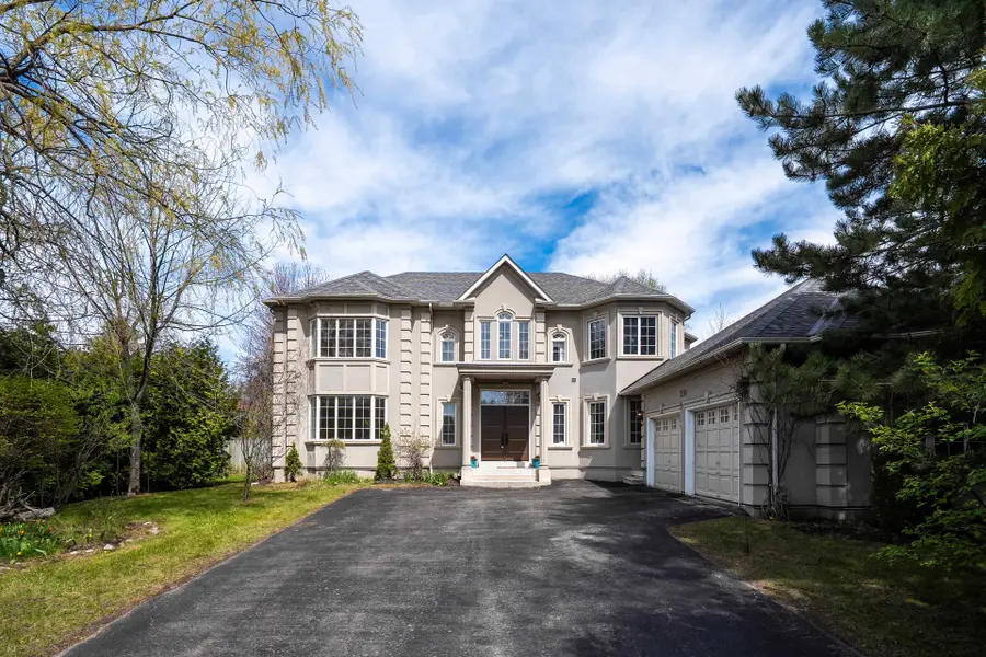 250 Laurentian BLVD, Vaughan, ON L6A 2V3