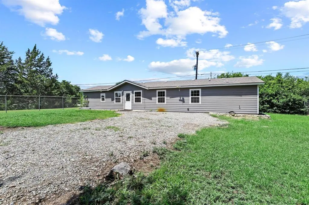 231 Juniper Drive, Pottsboro, TX 75076