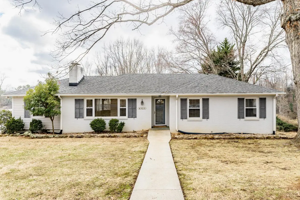 4925 Old Boonsboro RD, Lynchburg, VA 24503