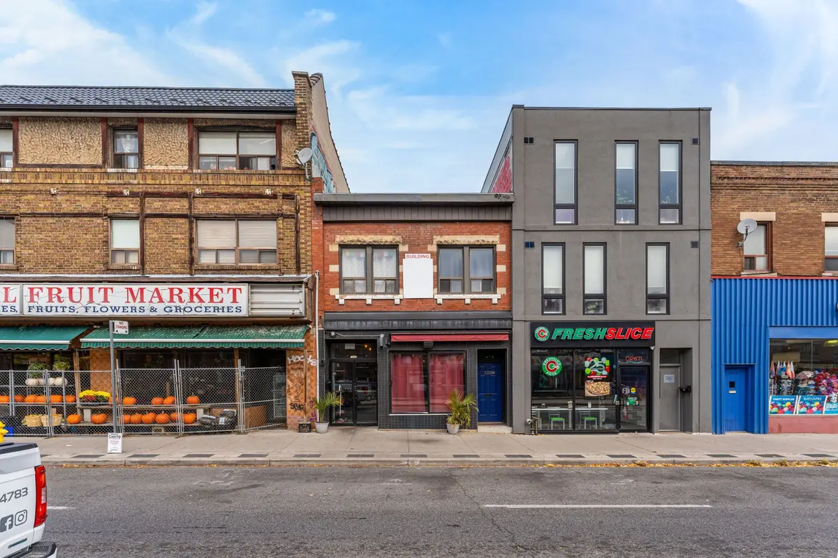 1108 St Clair AVE W, Toronto C03, ON M6E 1A7