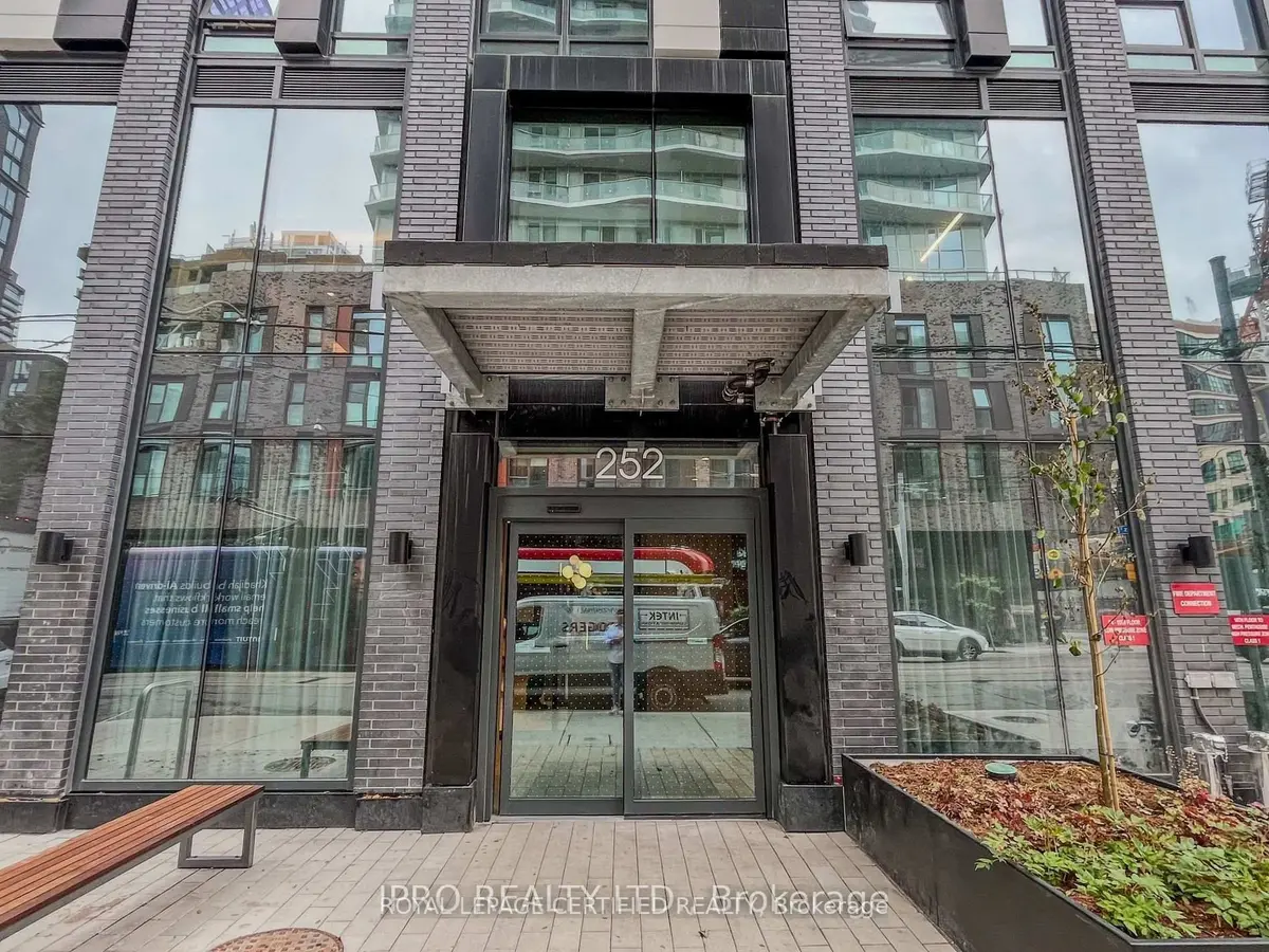 252 Church ST #4709, Toronto C08, ON M5B 1Z2