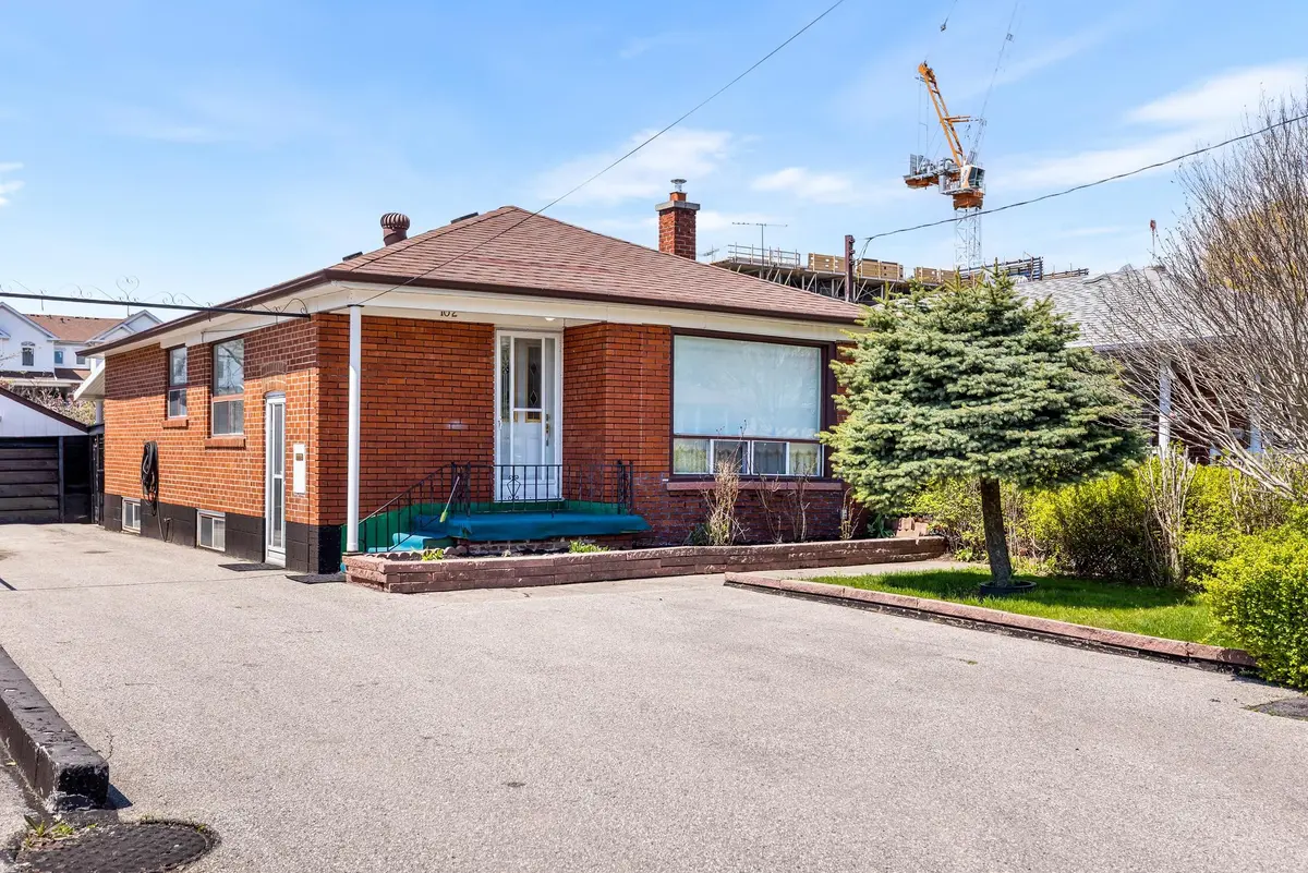 102 Cleta DR, Toronto E04, ON M1K 3G7