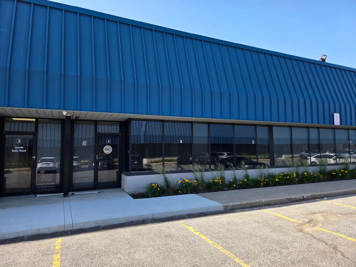 60 Ironside CRES #Unit 4, Toronto E11, ON M1X 1G4