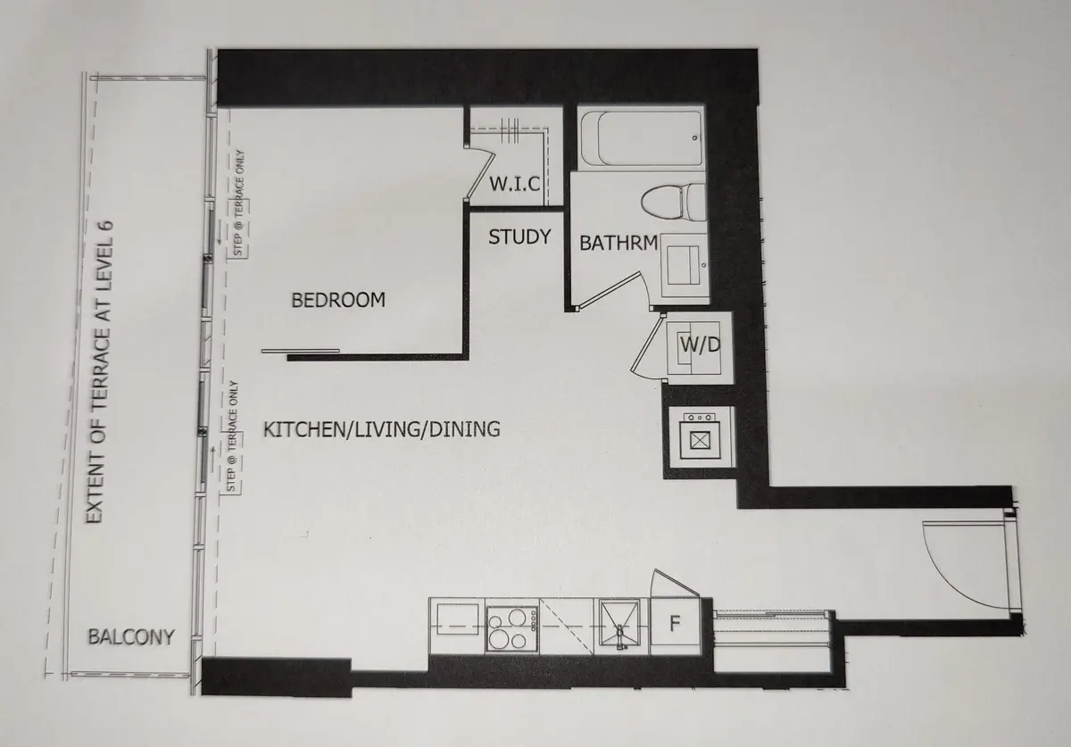 3900 Confederation Pkwy #3008, Mississauga, ON L5B 0M3