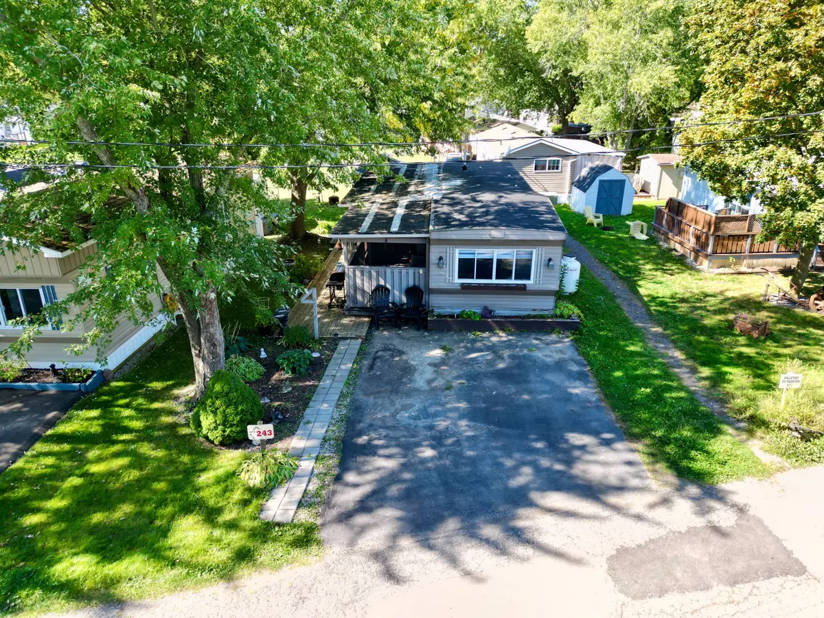 580 Beaver Creek RD #243, Waterloo, ON N2J 3Z4