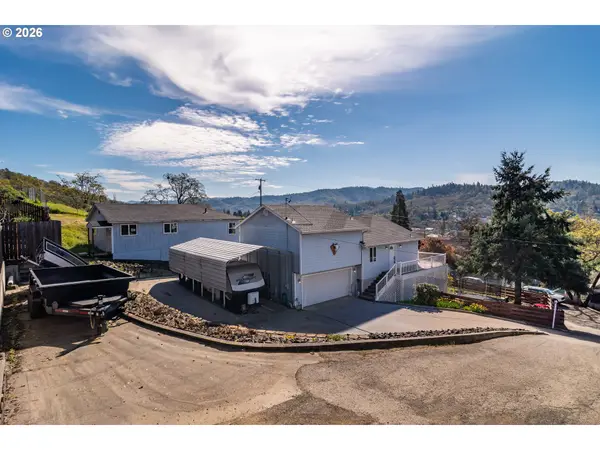 918 NE MALHEUR AVE, Roseburg, OR 97470