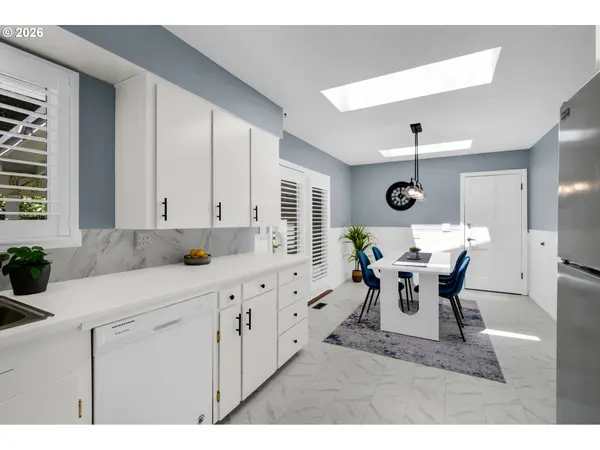 2301 NE 130TH AVE, Portland, OR 97230
