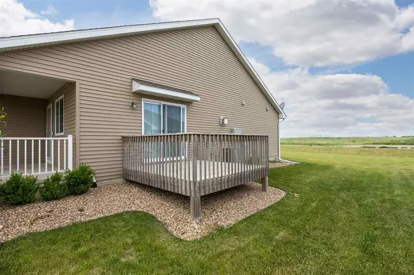 4422 Calder Dr, Marion, IA 52302