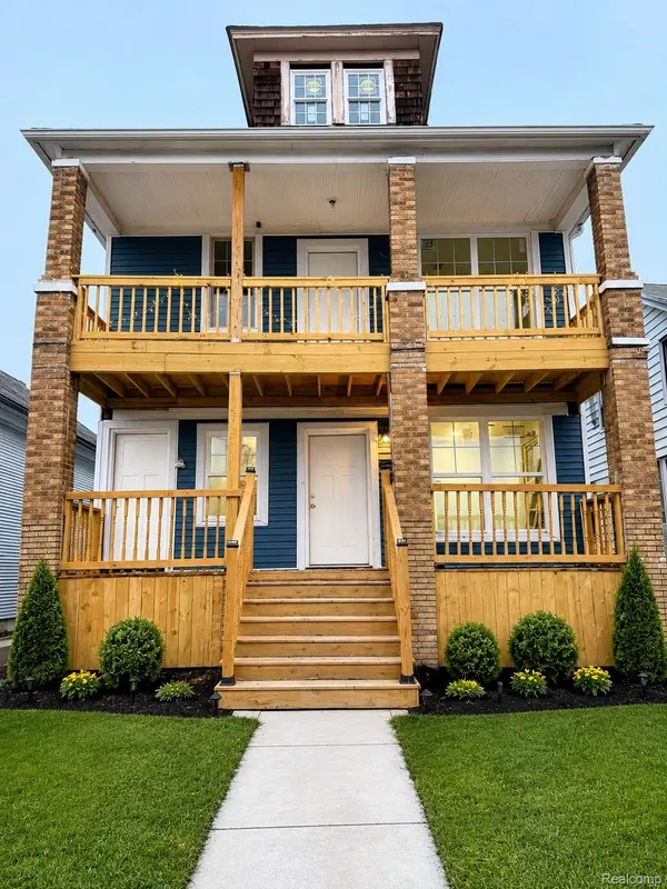 6672 Clifton ST, Detroit, MI 48210