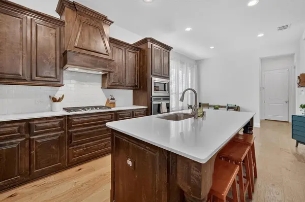 5125 Wakefield Drive, Irving, TX 75038