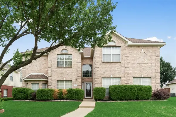1521 Mountain Laurel Lane, Desoto, TX 75115