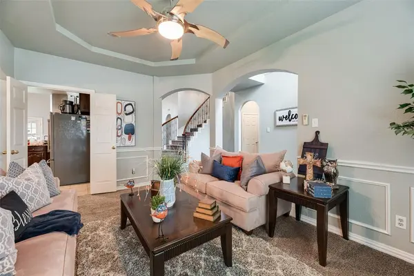 1521 Mountain Laurel Lane, Desoto, TX 75115