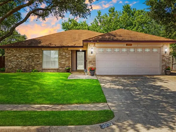 2032 Spicewood Road, Bedford, TX 76021