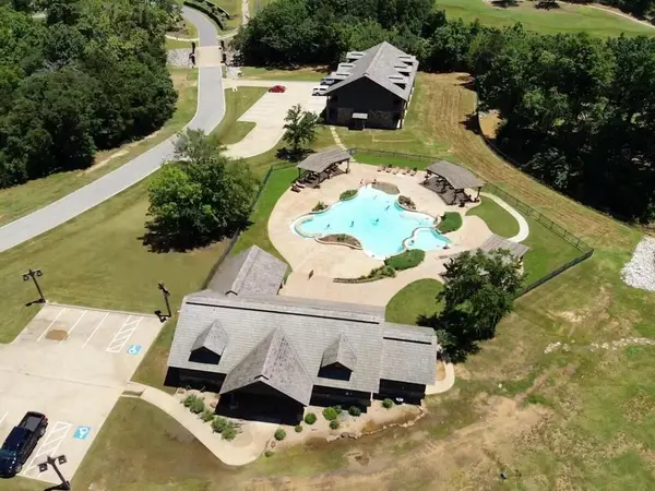 104 Meridian Lane, Gordonville, TX 76245
