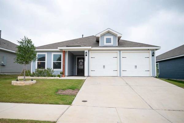 10845 Bass Creek Trail, Fort Worth, TX 76108