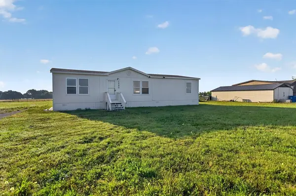 1393 Hackleman Road, Whitesboro, TX 76273
