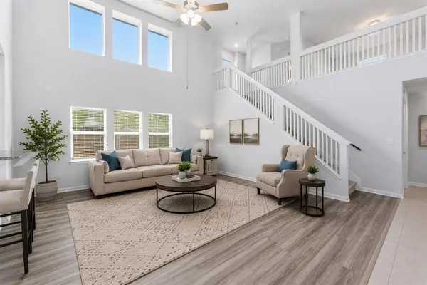 204 Countryside Drive, Aubrey, TX 76227