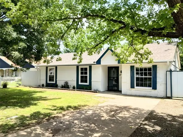 704 Manhattan Drive, Dallas, TX 75217