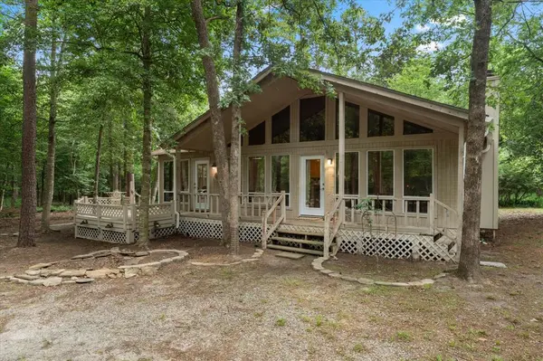 177 Woodfern Glen, Holly Lake Ranch, TX 75765