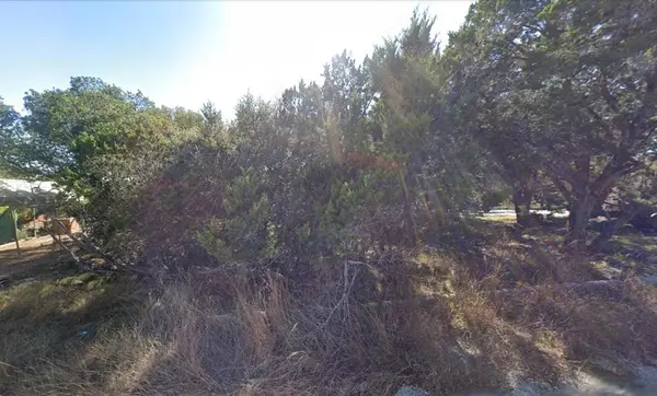 355 Scenic Loop, Pipe Creek, TX 78063