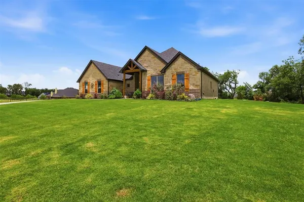 915 Taylor Branch, Springtown, TX 76082