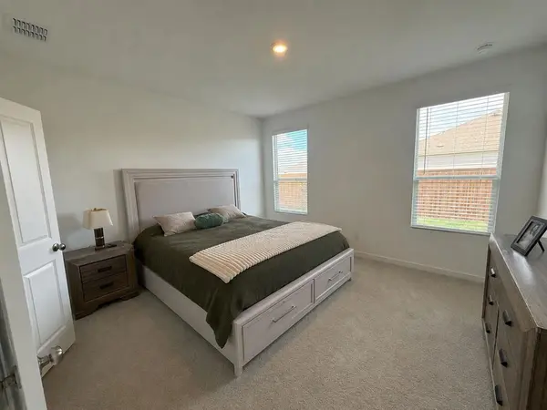 14184 hammersmith Street, Pilot Point, TX 76258