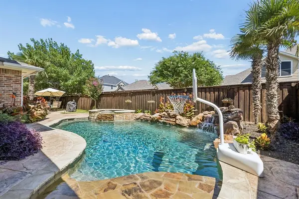 2803 Deerhurst Drive, Highland Village, TX 75077