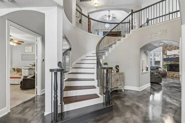 2803 Deerhurst Drive, Highland Village, TX 75077
