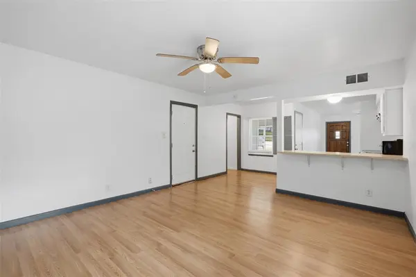620 E Sears Street, Denison, TX 75021