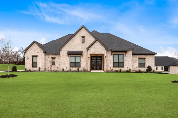 126 Texas Ash Drive, Krugerville, TX 76227