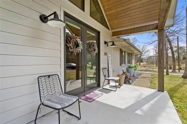 237 Hideaway Lane E, Hideaway, TX 75771