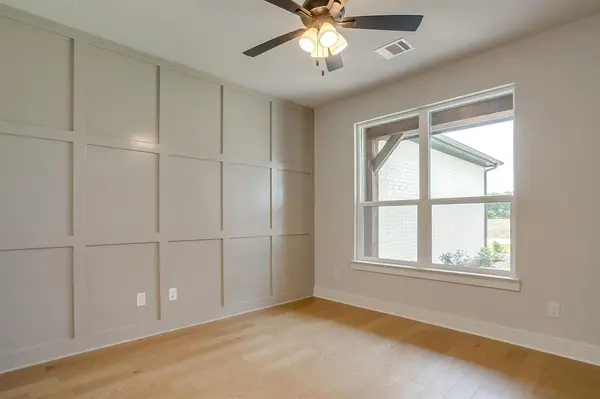 10100 Bartlett Peak Drive, Waxahachie, TX 75167