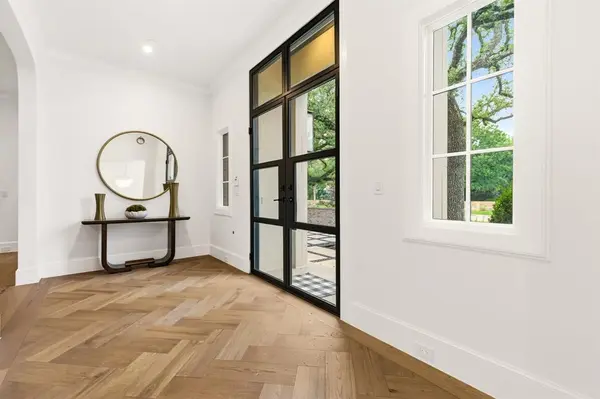 5925 Williamstown Road, Dallas, TX 75230