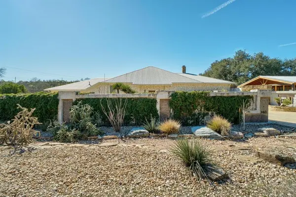 340 Barton Ranch Road, Dripping Springs, TX 78620