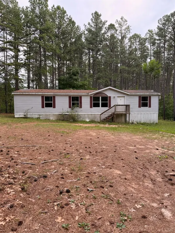 1531 Chestnut Grove, Appomattox, VA 24572
