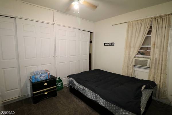 233-235 Adams St, Newark City, NJ 07105