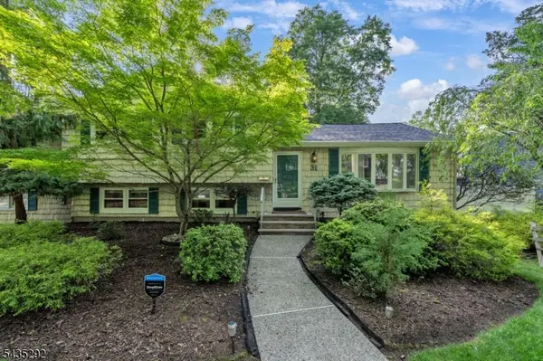 31 Monhegan Ave, Wayne Twp., NJ 07470