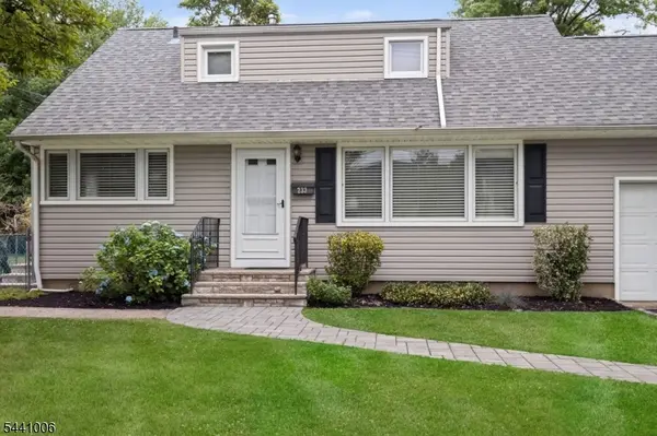 233 Terrill Rd, Fanwood Boro, NJ 07023