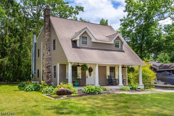63 Ramapo Rd, West Milford Twp., NJ 07421