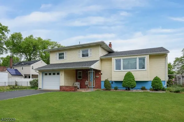 76 Harrison St, Clark Twp., NJ 07066