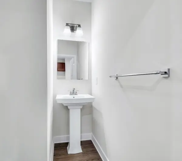 21 Peckwell St, Mount Olive Twp., NJ 07828