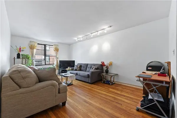 40 East 43rd ST #4H, Brooklyn, NY 11203