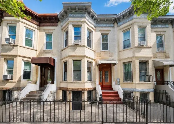 359 Bay Ridge AVE, Brooklyn, NY 11220