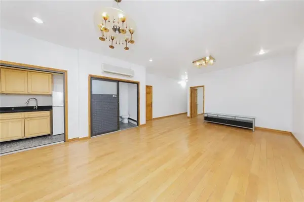 359 Bay Ridge AVE, Brooklyn, NY 11220