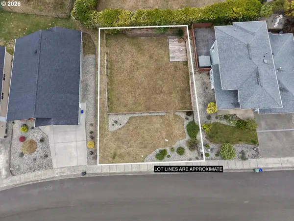 0 Nautical LN, Coos Bay, OR 97420