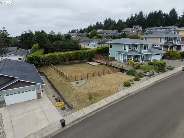 0 Nautical LN, Coos Bay, OR 97420