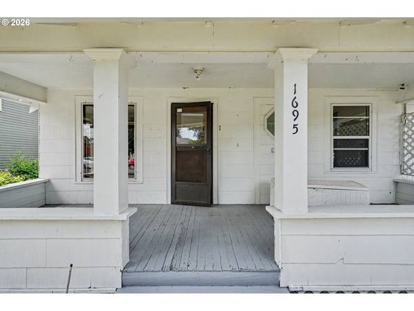 1695 CHURCH ST, Salem, OR 97301