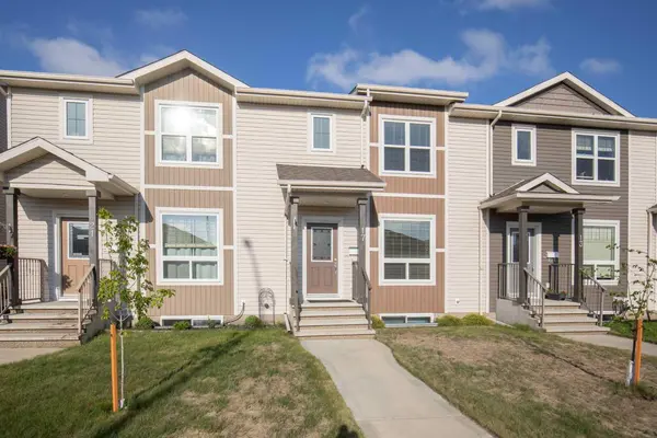 17 Crimson CT,  Blackfalds,  AB T4M 0A5