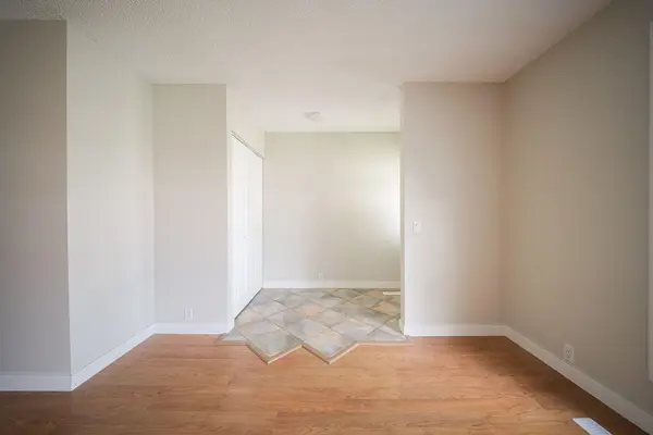 181 Windsor DR, Fort Mcmurray, AB T9H 4R1