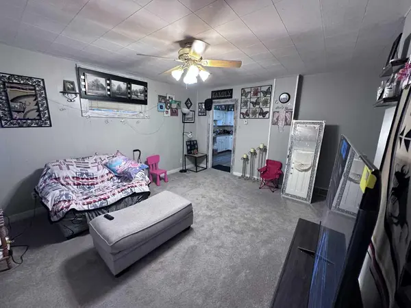61 2 AVE E, Cardston, AB T0K0K0